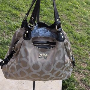 Coach  Madison Op Art Maggie Shoulder Bag Large